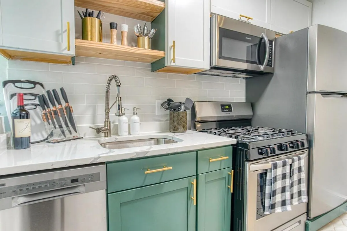 Vakantiehuis Charming Getaway Minutes To Everything! Charlotte